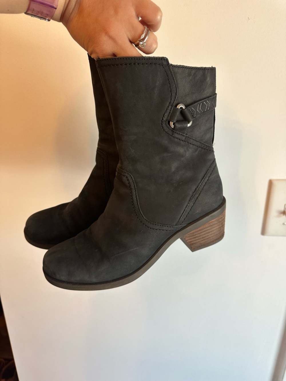 Teva Women's Black Mid-Calf Leather Block Heel Boots - Picture 3 of 9